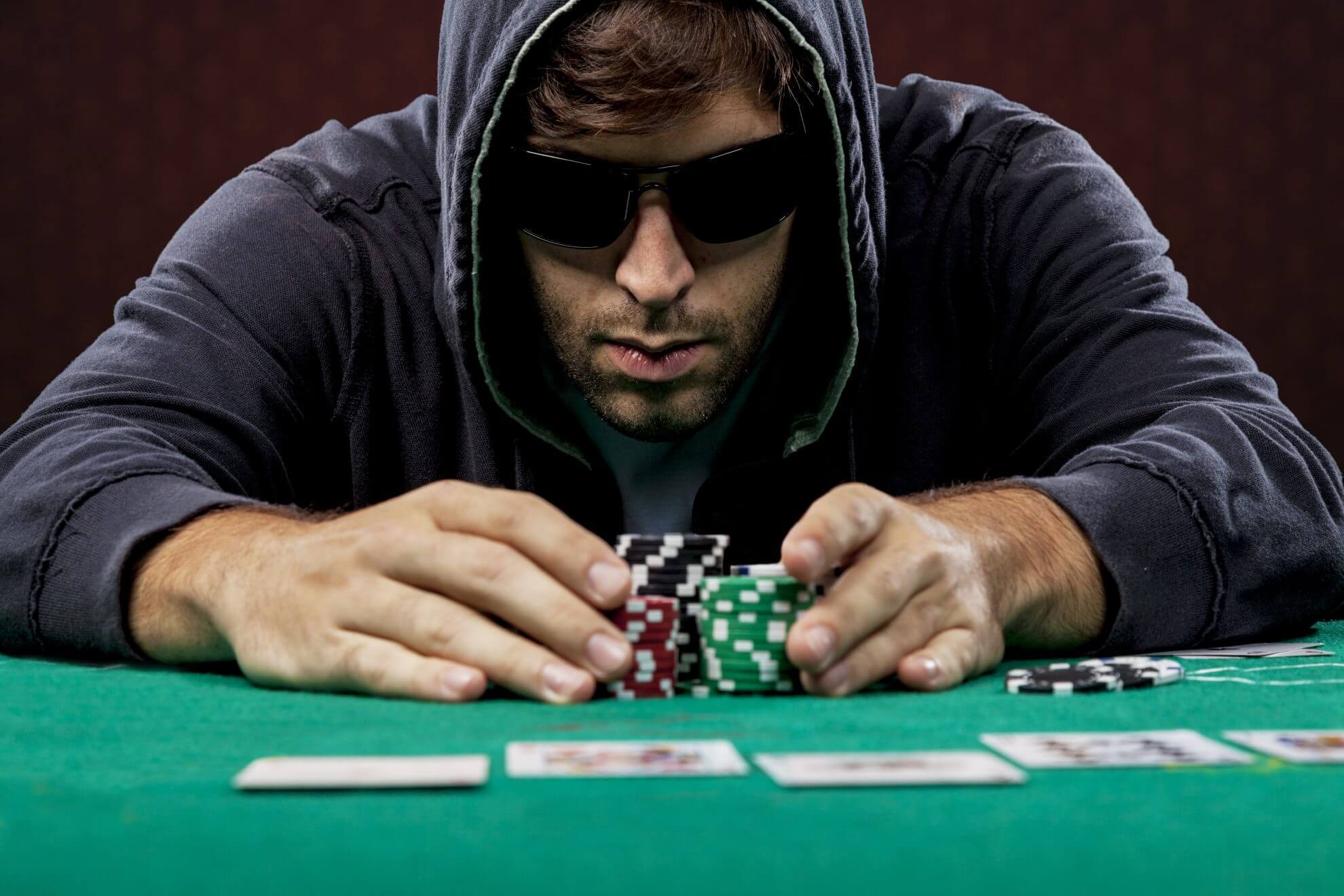 Что такое рейз на вэлью в покере?